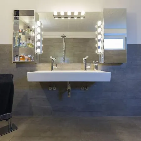 City-loft With Rooftop Terrace - 19 Persons Apartament