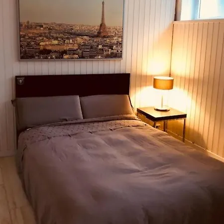 City-loft With Rooftop Terrace - 19 Persons