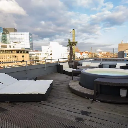 City-loft With Rooftop Terrace - 19 Persons Apartment